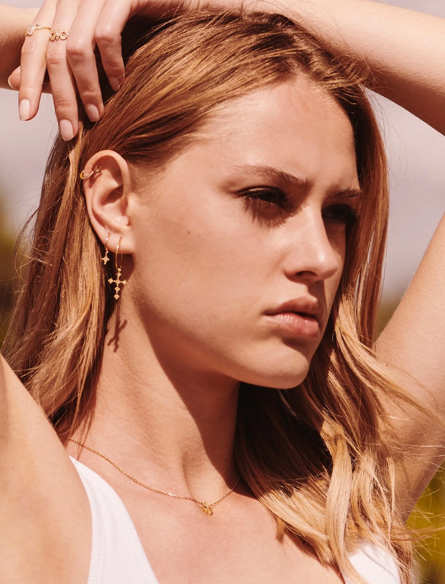 Boucles d'oreilles Divine Créoles or et diamants – Image 4