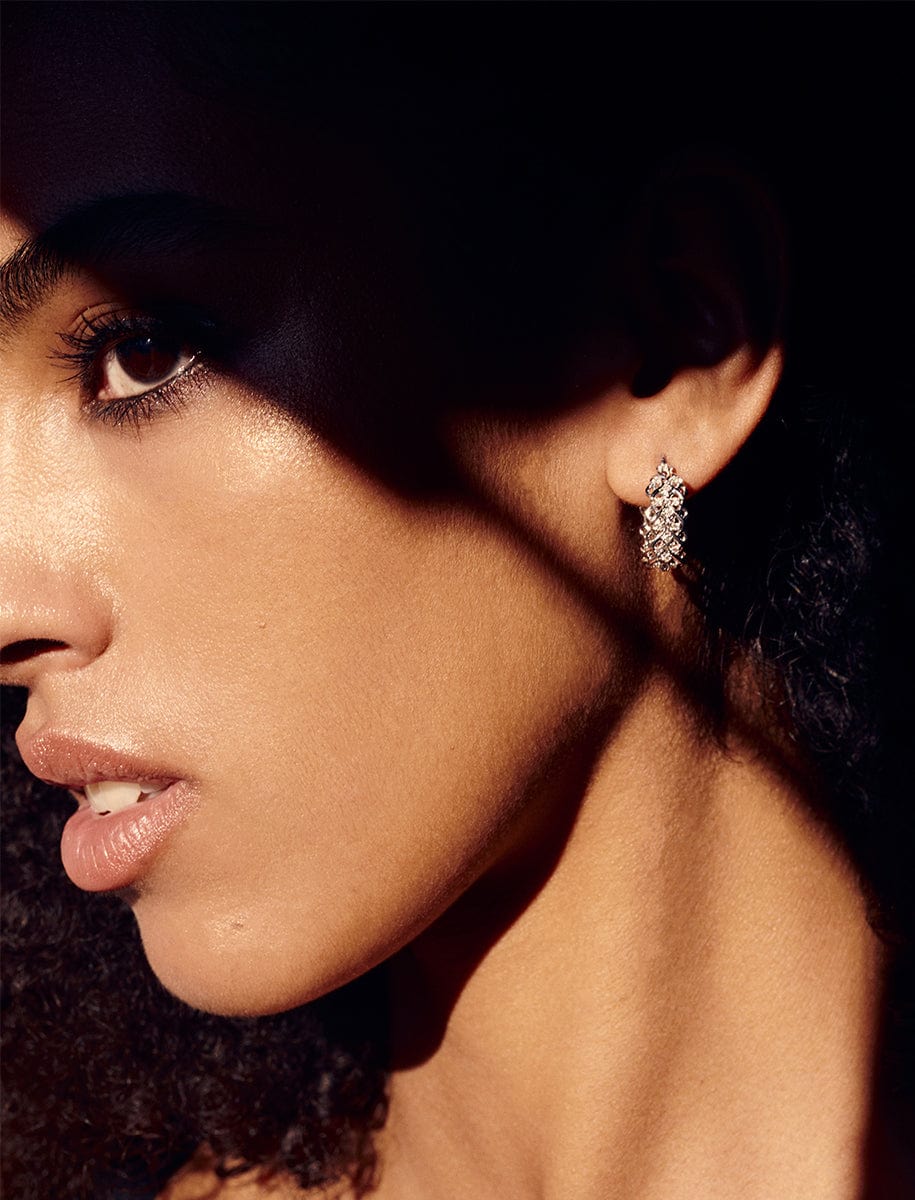 Boucles d'oreilles Dunaway Créoles or et diamants – Image 2